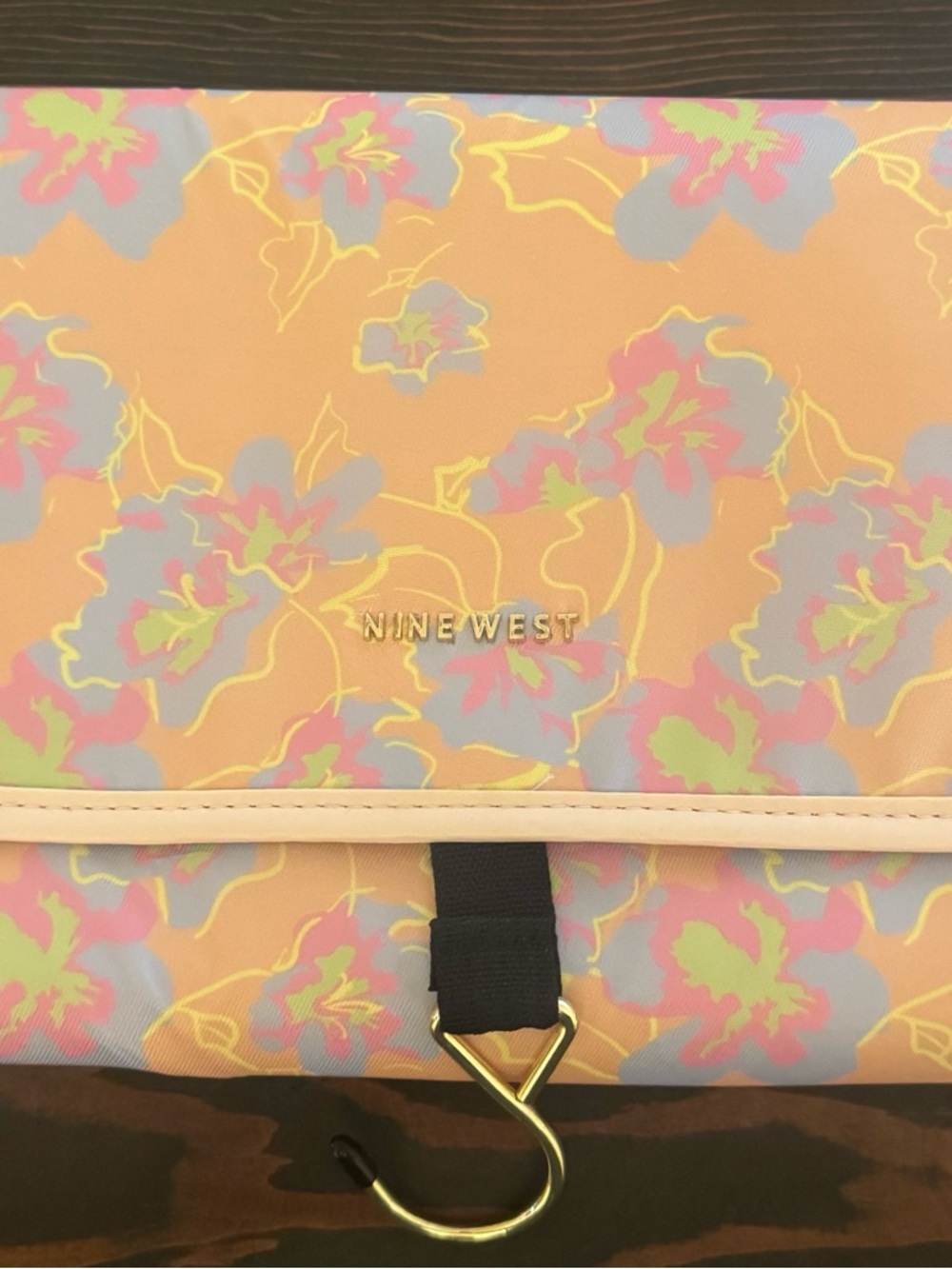 Nine West Hanging Travel Organizer Floral Makeup Toiletry Roll Up - Picture 2 of 5